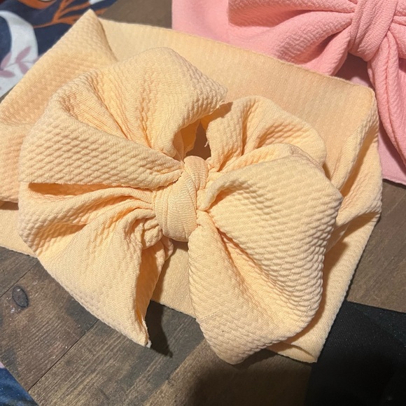 Baby • Large Canvas Handmade Bows - Picture 3 of 4